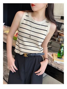 Outzidr - Off White Sleeveless Basic Striped Tank Top