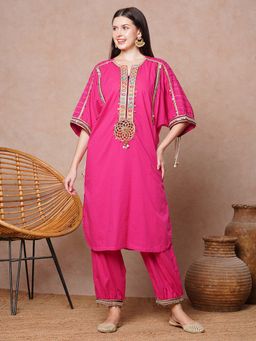 FASHOR - Solid Ethnic Embroidered Cotton Dobby Kurta With Pant - Pink (Set of 2)