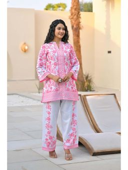 Autumnlane - Vastramaya Blush Cotton Co-Ord (Set of 2)