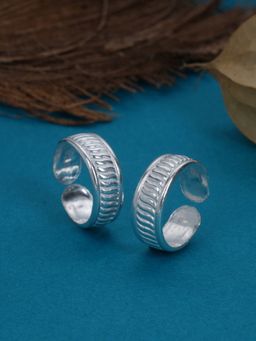 Praavy - 925 Silver Curved Bar Adjustable Toe Ring