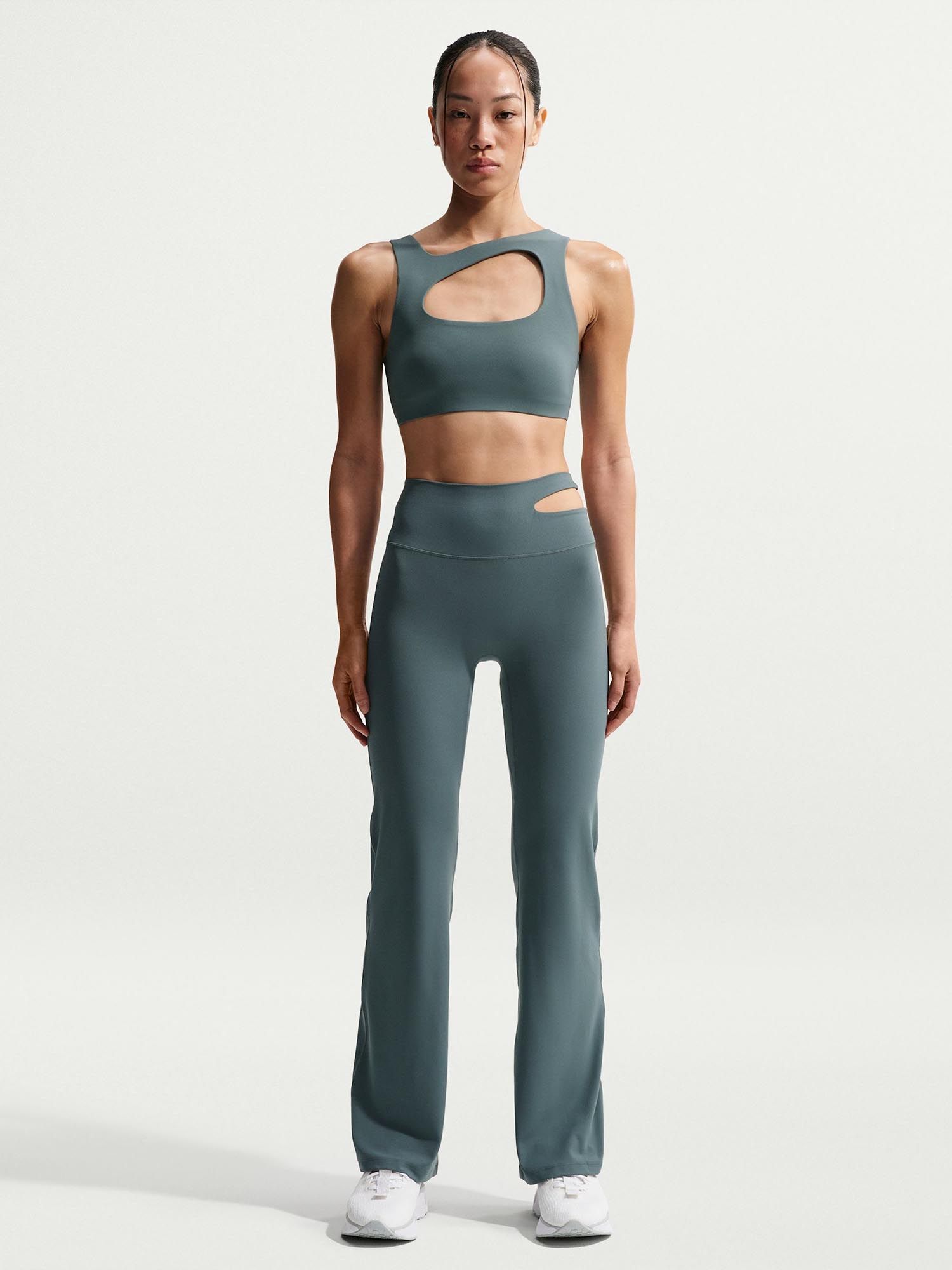 nike Zenvy Women's High-Waisted Flared Leggings-picture-11