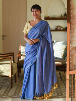 Suta - Blue Cotton Blend Solid Saree