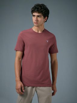Technosport - Men Rust Solid Slim Fit Round Neck Sports T-Shirt