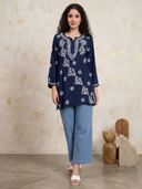Navy Blue color option, Currently selected