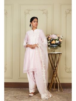 Sheetal Batra - Kiara Advani V Neck Ruzena - Pearl Blush Short Kurta With Salwar And Dupatta