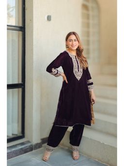 Sheetal Batra - Zyra - Silk Velvet Short Kurta With Salwar
