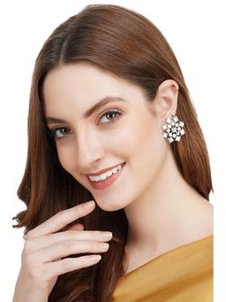 Auraa Trends - Rhinestone Flower Shape Stud Earrings