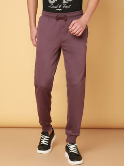Wrangler - Men Purple Interlock Mid Rise Regular Fit Joggers