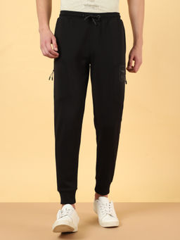 Wrangler - Men Black Interlock Mid Rise Regular Fit Joggers