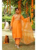 Orange color option, Sold out, Currently selected