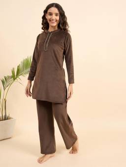 KIZA - Women Brown Solid/Plain Velvet Kurti with Pyjama