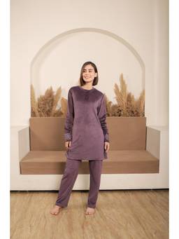 KIZA - Women Purple Solid/Plain Velvet Kurti with Pyjama