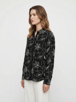 Cover Story - Kensia Black Shirt