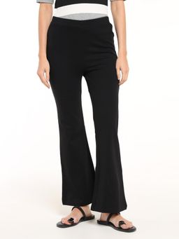 Cover Story - Black Flared Leggings