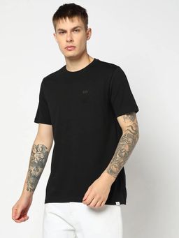 GAP - Men Solid Half Sleeves Black T-shirt