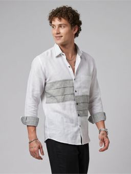 Charagh Din - Men Linen Tailored Fit White Colorblock Casual Shirt