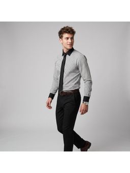Charagh Din - Men Blended Regular Fit Black Checks Formal Shirt