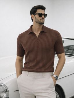 VEIRDO - Men Brown Textured Regular Fit Polo T-shirt