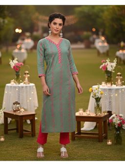 Maaesa - Women Green Cotton Straight Printed Kurta
