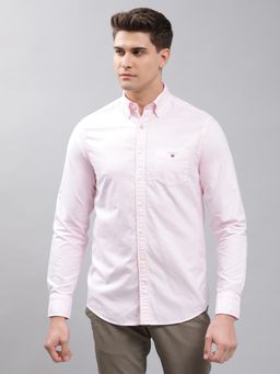 GANT - Men Pink Solid Regular Fit Shirt