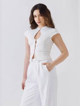 NEF'S Finds - White Brie Crop Tops
