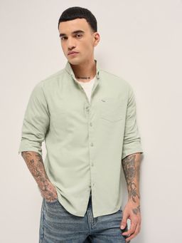 The Bear House - Mens Green Slim Fit Solid Cotton Woven Casual Shirt