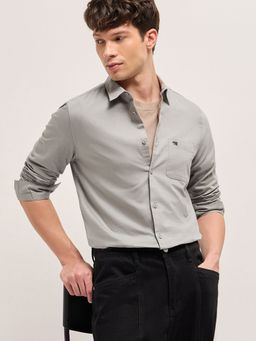 The Bear House - Mens Beige Slim Fit Solid Cotton Woven Casual Shirt