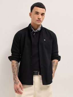 The Bear House - Mens Black Slim Fit Solid Cotton Woven Casual Shirt