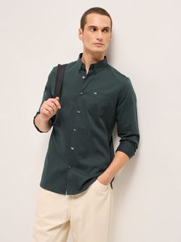 The Bear House - Mens Green Slim Fit Solid Woven Casual Shirt