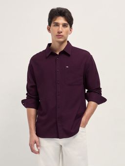 The Bear House - Mens Maroon Relaxed Fit Solid Woven Casual Shirt