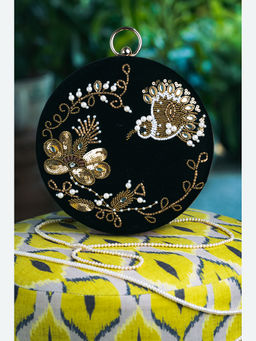 NR by Nidhi Rathi - Embellished Black Clutch