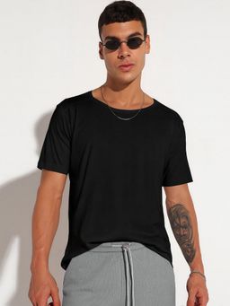 SHOWOFF - Men Black Round Neck Regular Fit T-Shirt