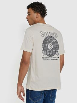 Ben Sherman - Men Ivory Crew Neck Pima Cotton Chest Print T-Shirt