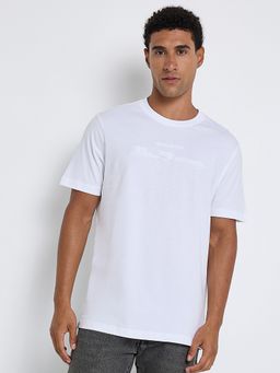 Ben Sherman - Men White Crew Neck with Embroidered Logo T-Shirt