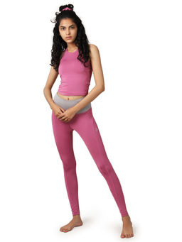 Kica - Set: High Waisted Leggings & Sports Bra With Inbuilt Cups