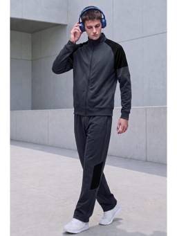 Kvetoo - Men's Grey Activewear Tracksuit