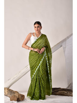Sutra Attire - Green Handcrafted Bandhani Silk Saree with Unstitched Blouse