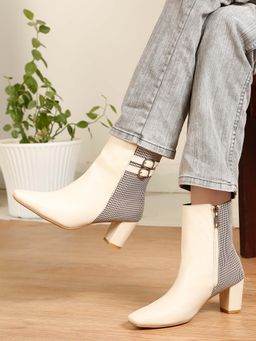 Flat n Heels - Women Beige Casual Boots