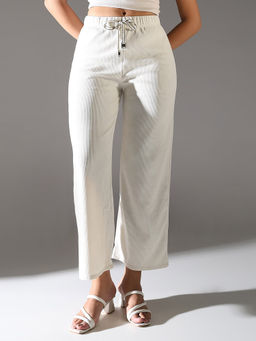 SHOWOFF - Women White Solid Straight Fit Parallel Trousers