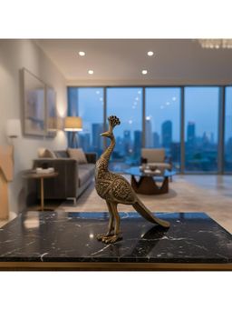 Acad Home - Serene Vigil Sculpture (L)