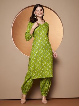 Poshak Hub - Green Round Neck Floral Kurta with Salwar