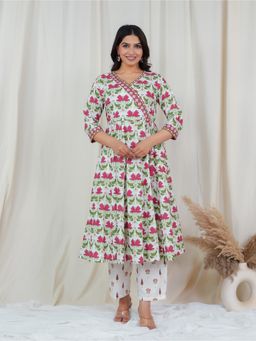 ARAMYA - Women Off White Pure Cotton Floral Kurta with Pant