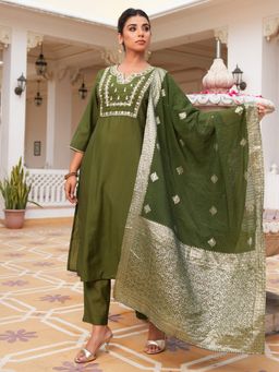 ARAMYA - Women Green Silk Blend Embroidered Kurta with Pant and Dupatta