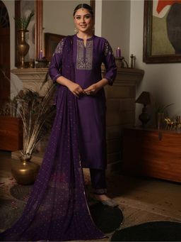 ARAMYA - Women Purple Silk Blend Solid Kurta with Pant and Dupatta