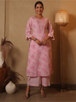 ARAMYA - Women Pink Pure Cotton Floral Kurta with Pant