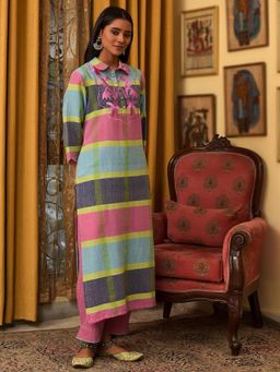 NUHH - Petal Crest Khadi Colorblock Kurta and Pant (Set of 2)