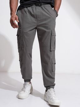 HIGHLANDER - Men Grey Solid Multi Pocket Relaxed Joggers