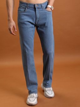 HIGHLANDER - Men Straight Fit Mid-Rise Clean Look Light Fade Stretchable Jeans