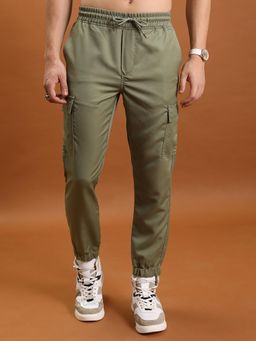 HIGHLANDER - Men Light Olive. Mid Rise Slim Length Joggers