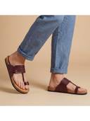 Burgundy color option, Currently selected
